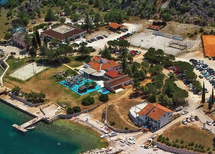 База отдыха Kanegra Plava Laguna 2*