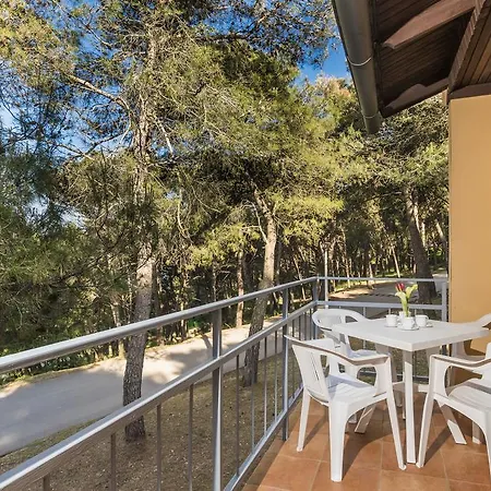 Kanegra Plava Laguna Parco vacanze Valizza