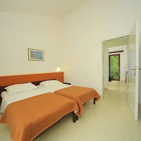 Kanegra Plava Laguna Parco vacanze 2*