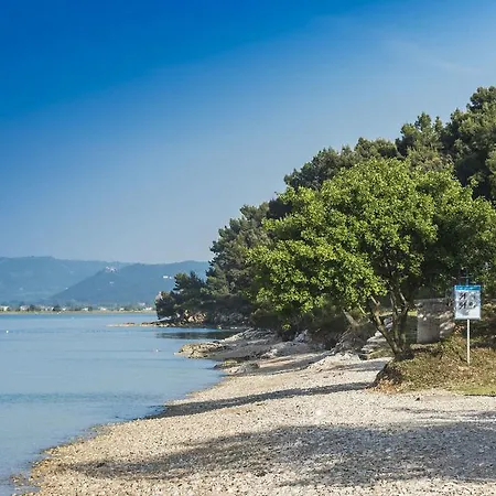 Kanegra Plava Laguna Prázdninový areál 2*