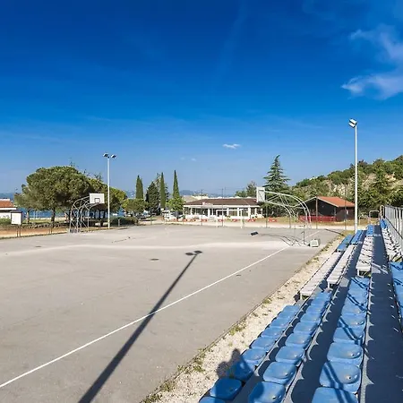 Kanegra Plava Laguna Holiday park