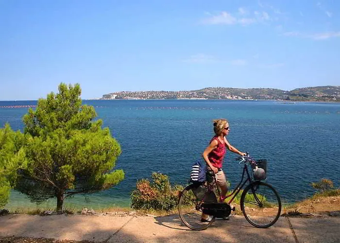 Vakantiepark Kanegra Plava Laguna 2*