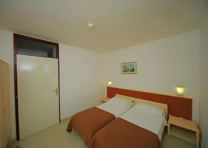 Vakantiepark Kanegra Plava Laguna 2*