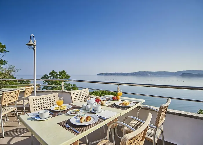 Kanegra Plava Laguna Valizza